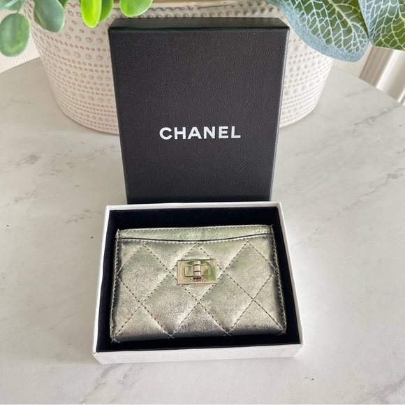 CHANEL Handbags - Chanel Quilted Silver  Metallic Leather Reissue Turnlock Card Holder Wallet